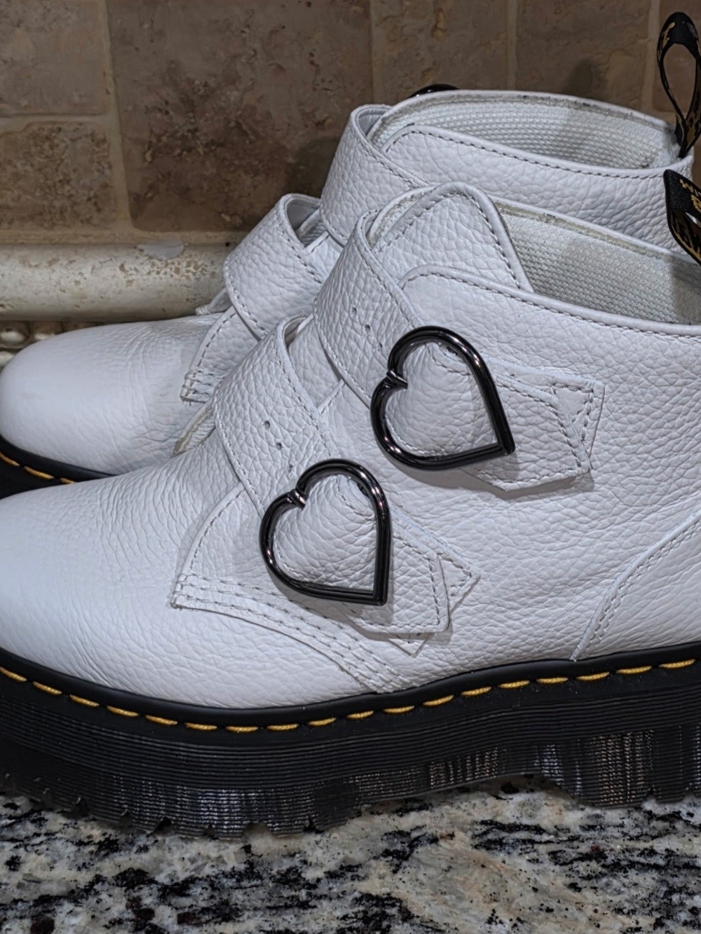 Dr. Martens Devon Heart White Pisa Leather Platform Boots Women's US 7